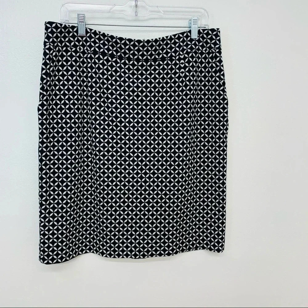 Black Geometric Skirt 14  Black White Pockets Knee Length Classic‎ Career Office